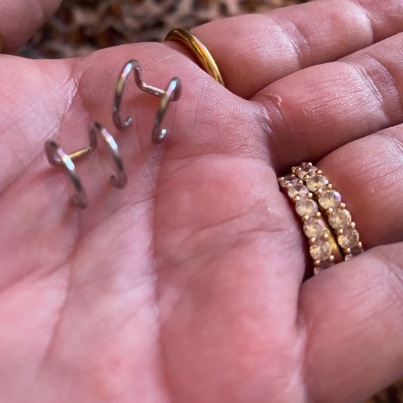 Ear cuffs - Picture 2 of 5